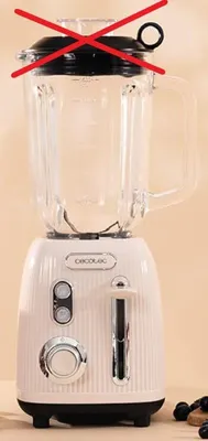 Produktbild von Cecotec Standmixer Power Black Titanium RetroBeige, (1.200 Watt, 1,5