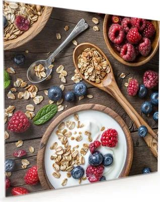 Produktbild von Küchenrückwand Spritzschutz Glas mit Motiv Beeriges Müsli 40 x 40 cm