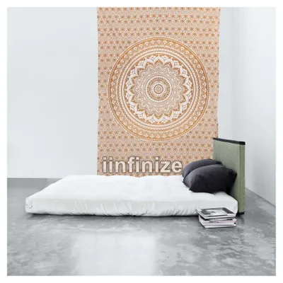 Productafbeelding van Katoenen Wandtapijt Psychedelische Mandala 132 x 213 cm