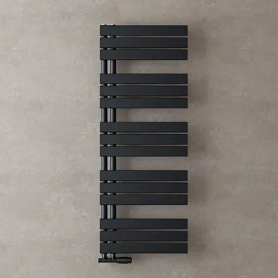 Produktbild von doporro Badheizkörper Badheizung Handtuchheizkörper 131x50cm Handtuchtrockner Handtuchwärmer Seitenanschluss Anthrazit 656 Watt Ohne Heizstab FN