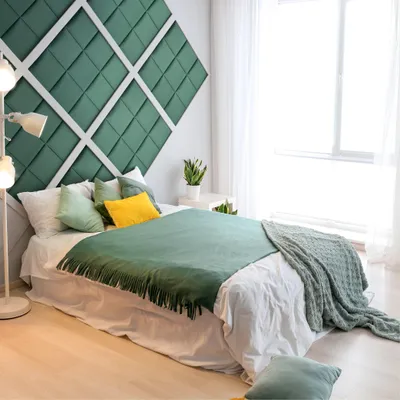 Image de STEGU Panneau rembourré WALL CUSHION Coussin mural Tête de lit en velours vert sauge 30 x 30 cm