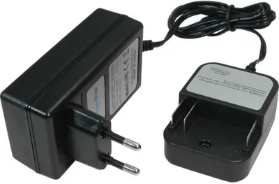 Produktbild von Trade-Shop Akku Netzteil Ladegerät Ladekabel (18V 1,5A Li-Ion) für Makita 195608-4 196367-3 198186-3 BL1813G BL1815G BL1820G BL1830G