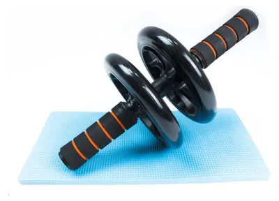 Obrázek produktu pro Tréninkový set na posilování břišních svalů, obsahující podložku a AB roller, kompaktní design, odolné materiály, určené pro domácí použití