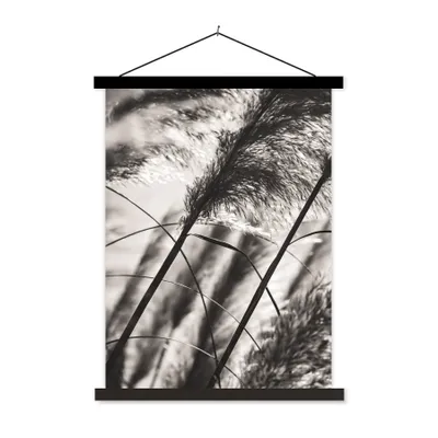 Produktbild von MuchoWow® Textilposter Pampasgras - Schwarz - Weiß - Pflanze 90x120 cm mit schwarzem Rahmen - Dekoration