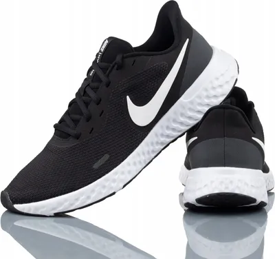 Produktbild von Nike Revolution 5 BQ3204002 (42/black-white-anthracite)