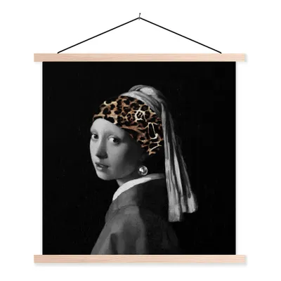 Produktbild von MuchoWow® Textilposter Das Mädchen mit dem Perlenohrring - Alter Meister - Pantherdruck 120x120 cm mit holzfarbenen Rahmen - Textil-Poster