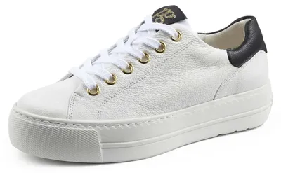 Productafbeelding van Lage sneakers voor dames, gemaakt van zacht leer, met een eenvoudig design