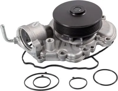 Produktbild von SWAG Kühlmittelpumpe Wasserpumpe für JEEP GRAND CHEROKEE IV (WK, WK2) 19 10 3077