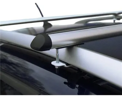 Obrázok produktu pre Menabo Raven | Strešný nosič pre vozidlá Renault - Laguna I kombi, modelové roky 1996-2001 - Hliník - Dĺžka 130 cm - Nosnosť 60 kg - Balenie obsahuje 2 kusy