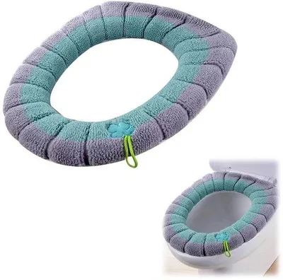 Productafbeelding van Unyqoos® toiletbrilbeschermer van zacht polyester – wasbaar en elastisch, ademend en verwarmend, geschikt voor de meeste toiletbrillen, ideaal voor senioren