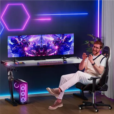 Produktbild von CAROMA Gaming-Tisch, 160x70 cm, Schwarz, Kohlefaseroberfläche, LED-Beleuchtung, Kabelmanagement, Becherhalter, Kopfhörerhaken, Ergonomisch, zweiteilige Arbeitsfläche, kompatibel mit Multi-Monitor-Halterungen