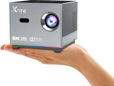 Produktbild von ZELURXX Tragbarer Beamer, 2.4G / 5G, 1280 x 720P, mehrere Anschlüsse, BT5.0, für Büro, Außenbereich, Familienfeiern, 14,4 x 14,4 x 12,4 cm, Grau