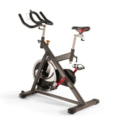 Matrix Indoor Cycle ES in seitlicher Ansicht, Freisteller