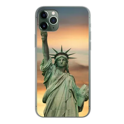 Produktbild von MuchoWow® Handyhülle Schutzhülle Hülle für iPhone 11 Pro Max New York - Freiheitsstatue - Sonnenuntergang Silikon Softcase Handy Hülle - Schutz