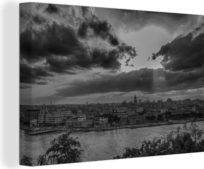 Obrázok produktu pre OneMillionCanvasses® - Výtlačky na plátne - 140x90 cm, Slnko medzi mrakmi nad Kubou - čiernobiele, nástenná umelecká tlač, dekorácie na stenu
