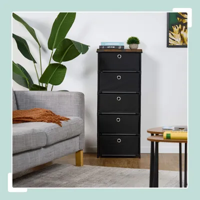 Image de Commode design en bois avec tiroirs en tissu
