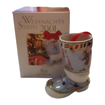 Produktbild von Hutschenreuther Porzellan Weihnachtsstiefel Stiefel 2001 mit Originalverpackung