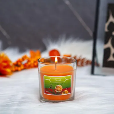 Produktbild von Duftkerze – „Weihnachtsgewürze“ – 120 g, 1 Stück [58802C], KI-generiertes Bild