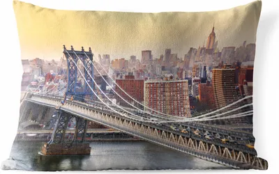 Produktbild von MuchoWow® Outdoor Kissen - Manhattan-Brücke in New York - 50x30 cm - Wetterfest - Lounge Kissen - Sofa kissen - Wohnzimmer Dekoration