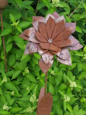 Produktbild von Edelrost Blume Vroni