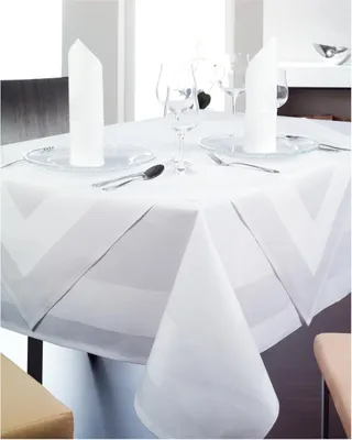 Produktbild von Damast Tischdecke mit Satinrand 140 x 220 cm