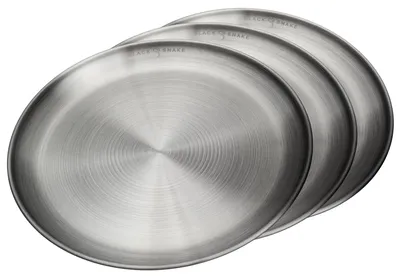 Produktbild von Camping-Teller Set aus Edelstahl - Flache Outdoor-Teller Ø 23?cm für Picknick, Trekking & Reisen - robust, rostfrei & pflegeleicht - 3er Set - Silber
