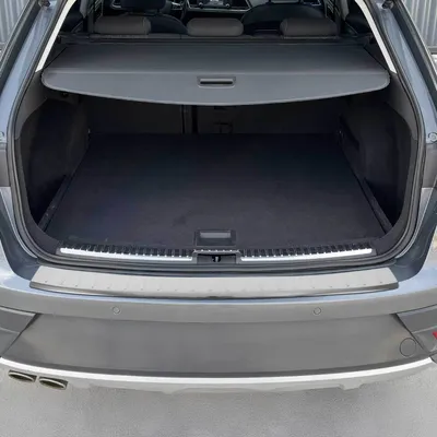 Produktbild von Ladekantenschutz Stoßstangenschutz für Seat Leon Kombi 2014-2020 Edelstahl Chrom