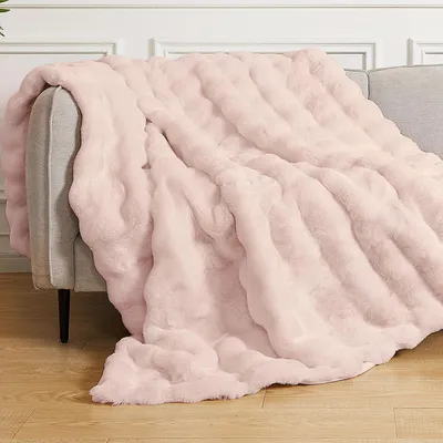 Produktbild von Rosa Kunstfell-Kuscheldecke, flauschig kariert, 100 x 160 cm, weiche, warme Fleecedecke für Sofa oder Bett