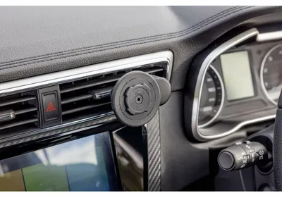Immagine prodotto di Testina fissaggio cover smartphone QUAD LOCK MAG per auto