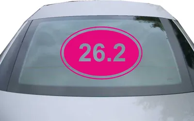 Produktbild von Indigos UG - Aufkleber Heckscheibe & Motorklappe DE2386 - pink - 600x388 mm - 26.2 run - Auto Scheiben Fenster Heckklappe Tuning Racing JDM - Die cut