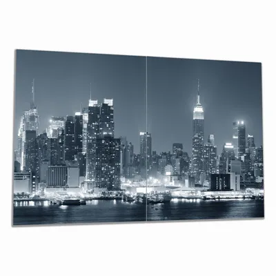 Produktbild von Wallario Herdabdeckplatte aus Glas, Größe 80 x 52 cm 2-teilig, Motiv New York Skyline - Schwarz Weiß Blau