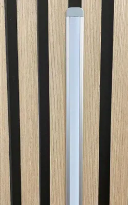 Produktbild von 3759 LED Leuchte ALU-UP Holz Paneele 6x1m Netzteil GRÜN
