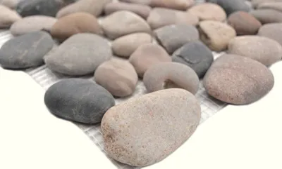 Produktbild von Handmuster Mosaik Fliese Flußkiesel Steinkiesel schwarz Kiesel gewölbt beige grau schwarz MOS30-1204_m