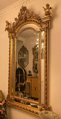 Produktbild von Casa Padrino Barock Spiegel Gold - Handgefertigter Antik Stil Wandspiegel mit dekorativen Engelsfiguren - Wohnzimmer Spiegel - Garderoben Spiegel - Prunkvolle Barock Möbel