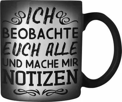 Produktbild von Trendation - Ich Beobachte Euch Alle Und Mache Mir Notizen Farbwechsel Zauber-Tasse Geschenk Arbeitskollegin Kollege Geschenkidee Karabiner Farbwechsel Zauber-Tasse Edelstahl (Schwarz)