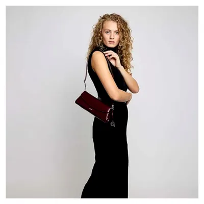 Produktbild von Clutch Schultertasche Rome Shoulderbag Vino weinrot