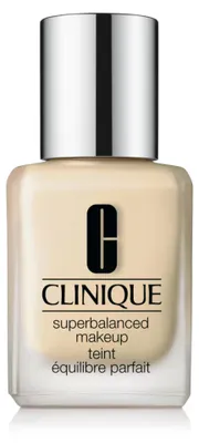 Produktbild von Clinique Superbalanced Makeup 30 ml feuchtigkeitsspendend Foundation für alle