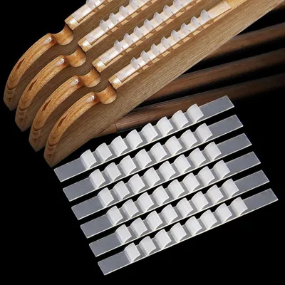 Immagine prodotto di Strisce antiscivolo, 200 pezzi - Silicone autoadesivo - Ganci antiscivolo - Materiale resistente - Adatte per uso domestico - 0,6 x 7 cm - Strisce per ganci