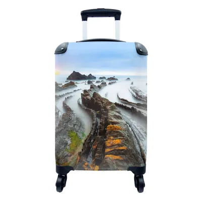 Produktbild von MuchoWow® Koffer Handgepäck Trolley Rollkoffer Kleine Reisekoffer mit 4 Rollen - Nebel - Felsen - Wasser - Natur - Cabin Size < 55x40x23 cm & 55x40x20 cm - Fotokoffer - Kabinenkoffer - Boardgepäck - Reise-Box - Reisekoffer - Reisegepäck - Koffer mit Bild - Trolley für Kinder