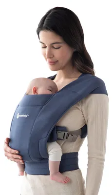 Immagine prodotto di Marsupio per neonati Ergobaby Embrace, adatto da 0 a 12 mesi (da 3,2 a 11,3 kg), Ergon
