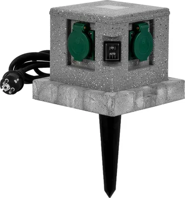 Produktbild von Grafner Gartensteckdose in Steinoptik mit Dämmerungssensor ON/AUTO, 4 Steckdosen, 3680W / 16A, 3 Meter Zuleitung mit Stecker, eckig, Energiesäule Mehrfachsteckdose Außen Outdoor Stein Optik Würfel