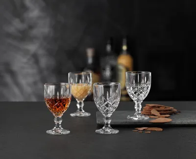 Imagen del producto de Juego de 4 vasos para licores Nachtmann Noblesse