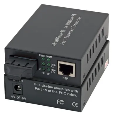 Produktbild von EFB Medienkonverter Fast Ethernet RJ45 auf Singlemode SC 100FX 10KM inklusive Netzteil