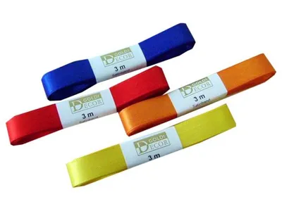 Produktbild von Seidenband Strängchen 15mm sort.
