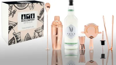 Produktbild von Tails Cocktails Geschenkset classic Mojito 1L (14,9% Vol) mit 6 teiligem Barset Fertig Cocktail Ready to Drink- [Enthält Sulfite]