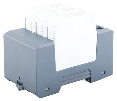 Zdjęcie produktu dla 40KA 3P 1500VDC Urządzenie przeciwprzepięciowe do montażu na szynie DIN Fotowoltaiczna ochrona przeciwprzepięciowa niskiego napięcia