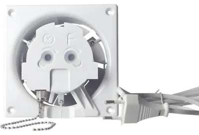 Immagine prodotto di ventilatore assiale airRoxy dRim 100 PS BB con cuscinetti a sfera, cavo di alimentazione e interruttore di tensione