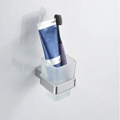 Productafbeelding van Badkamer Hardware Set met Handdoekrail en Accessoires