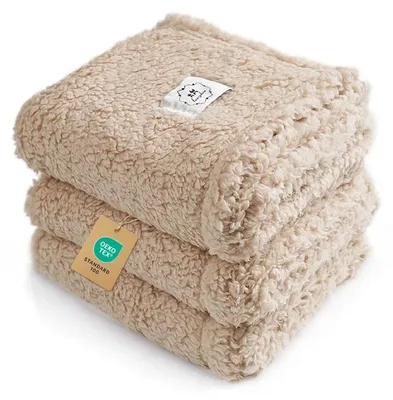 Image de Ensemble de 3 couvertures pour chiens super douces S (45 x 75 cm)