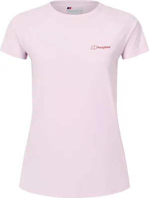 Hellrosa Berghaus T-Shirt mit kurzem Raglanärmel und kleinem Logo auf der linken Brust